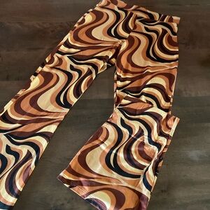 Girls retro, funky, bellbottoms stretch leggings